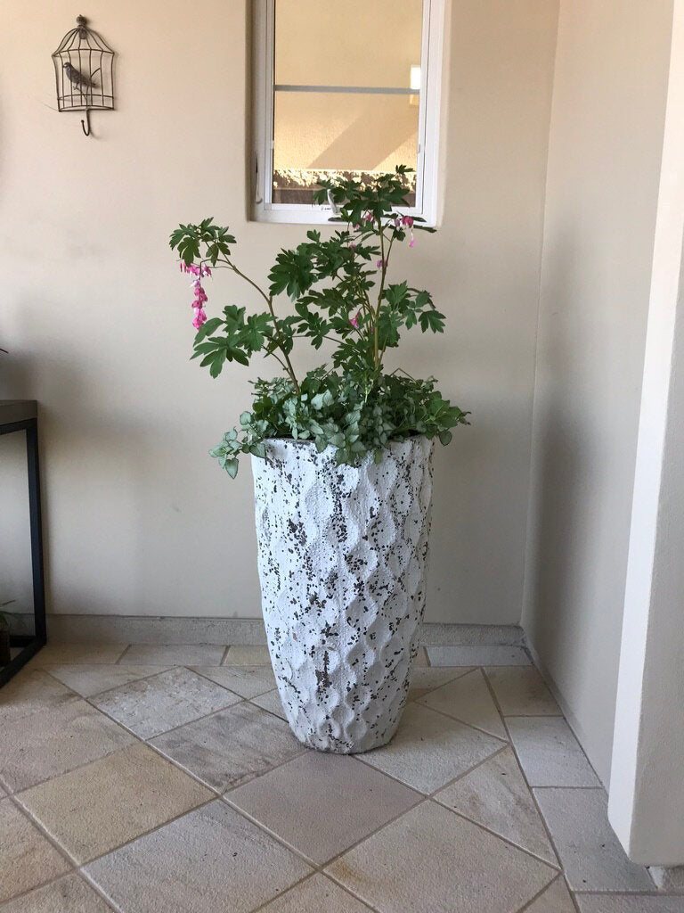 Bellview- Stoneware Planter