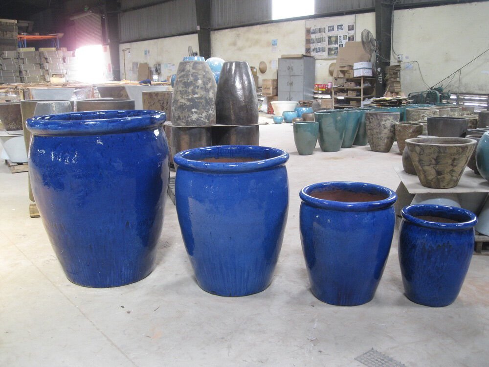 Big Giant- Stoneware Planter