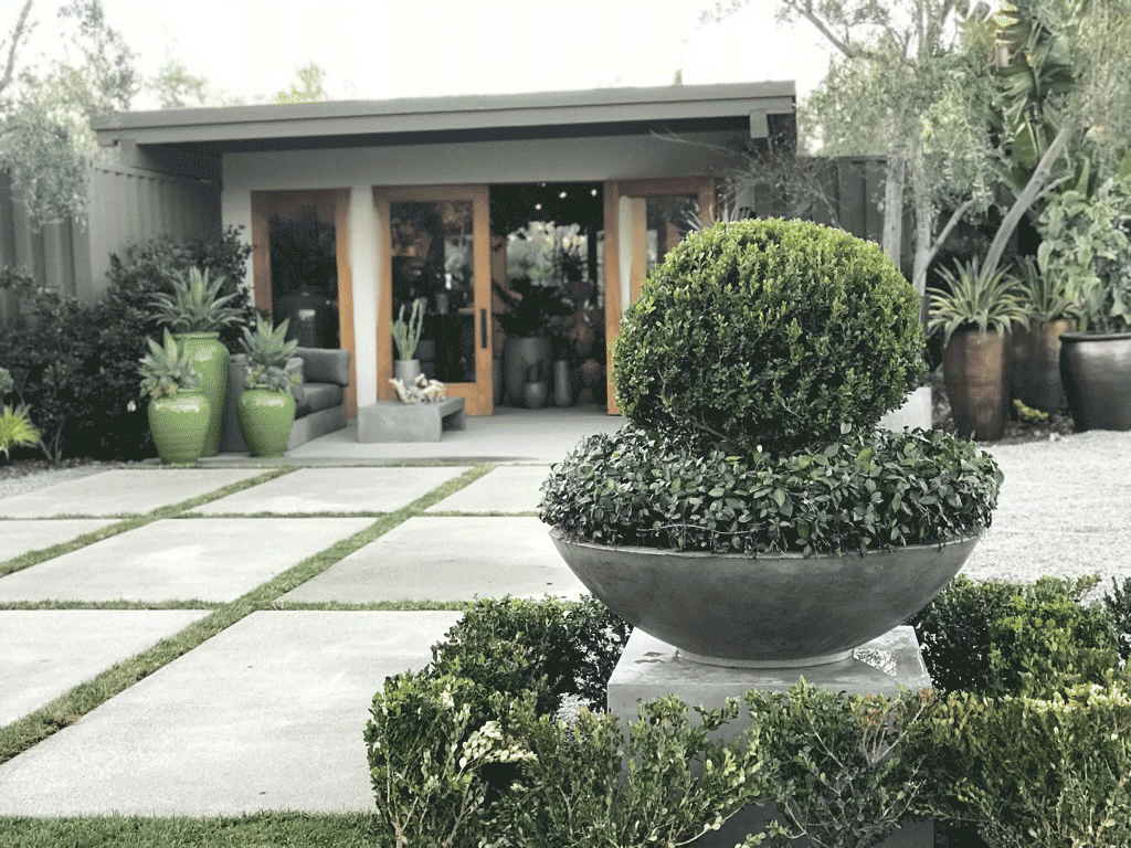 Sourcing with Soul: The Value of Artisan-Made Pottery Beyond Mass Manufacturing